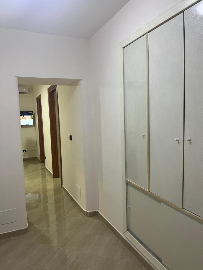 Napoli Sunny Charme Apartment Bagian luar foto